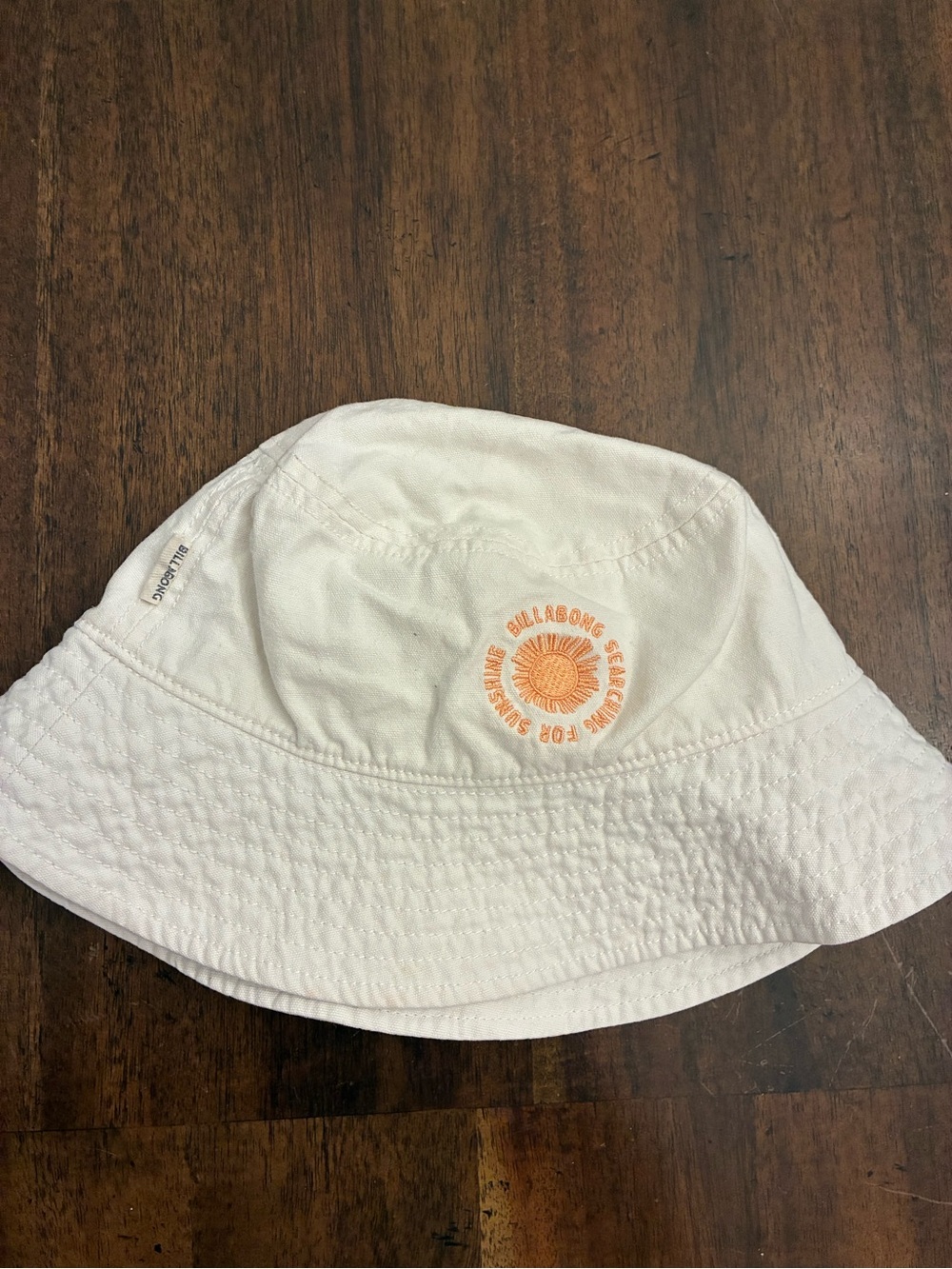 Billabong Bucket Hat White Women’s Embroidered Sun Searching For Sunshine Beach